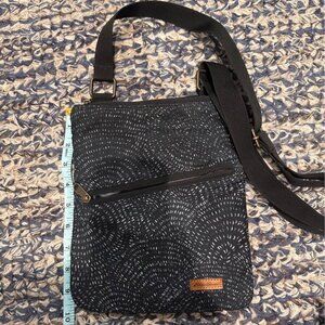 Eddie Bauer cross body sport bag